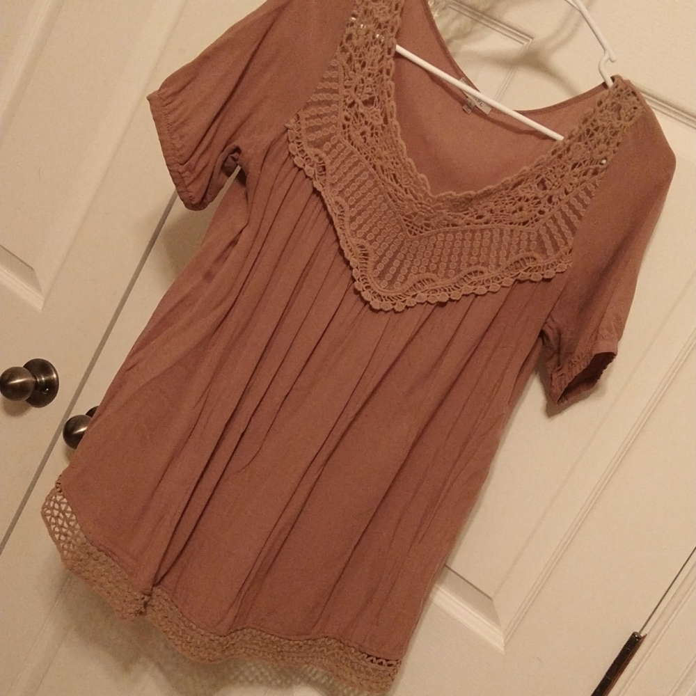 Women's boutique shirt
